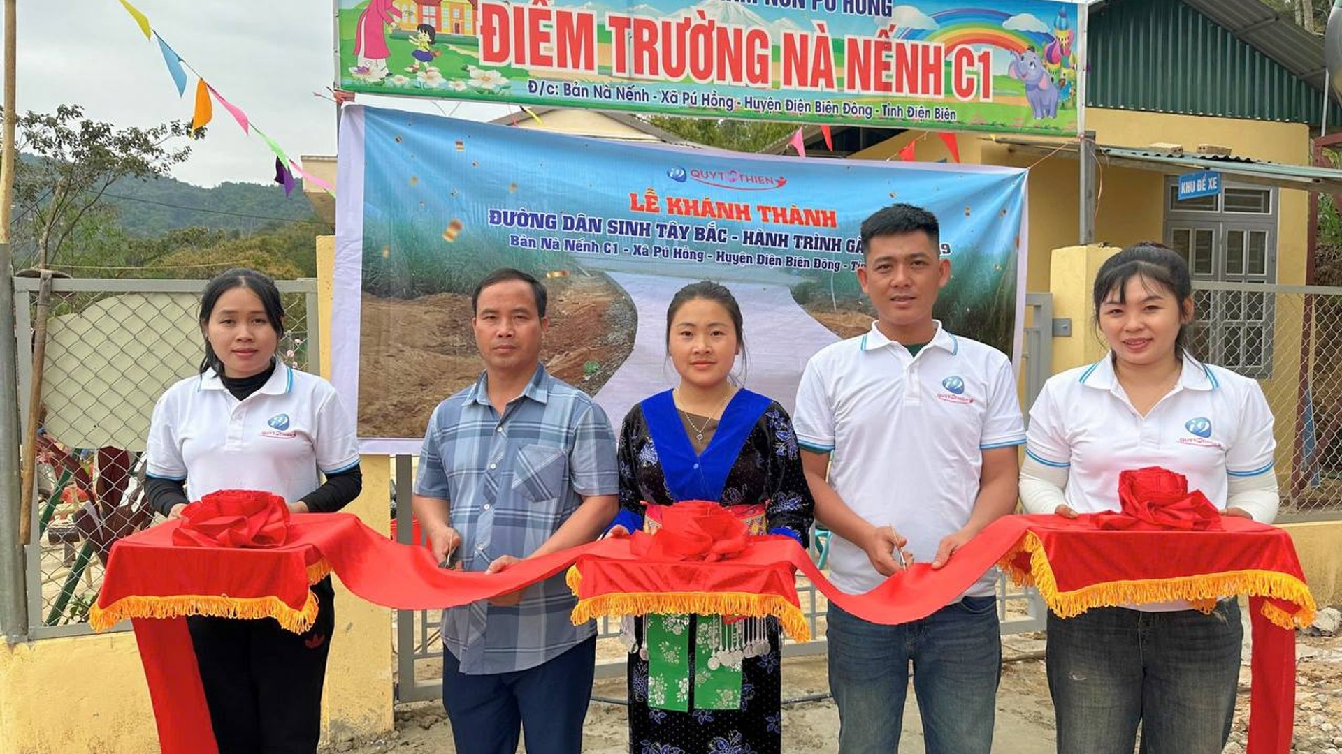 Hình ảnh tổng quan về trung tâm tài nguyên RIK88 với các biểu tượng kiến thức và cộng đồng